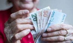 AK Parti’den açıklama... Emekli maaşlarına zam mı geliyor?