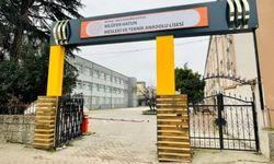 Kapalı okulda mezuniyet yaptılar