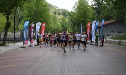 Gül Festivali, gül maratonu halk koşusu ve gül bisiklet yarışı ile renklendi
