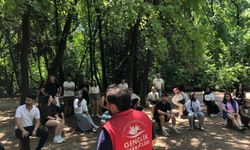 Muğla’da gönüllü gençler doğayı keşfedip çevre temizliği yaptı