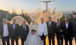 Haciz gönderen kurum müdürünün düğününe gittiler. Antalyaspor Yönetimi’nin ilk icraatı dikkat çekti