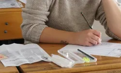 Sınav öncesi anne ve babalara önemli uyarılar… Çocuktan önce ebeveynlere terapi!