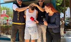 Trafikte tartıştığı kadınlara tabanca doğrultan sürücü gözaltında