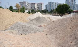 Kepez sahra çölüne döndü! Hafriyat yığınları tepeler oluşturdu