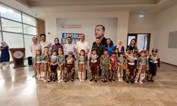 Minikler, yılsonu şenliğinde hayran bıraktı