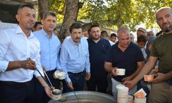AK Parti Serik'ten aşure ikramı