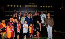 Antalya'da Galatasaray'ın 25'inci şampiyonluk coşkusu