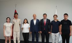 Alanya’nın gurur tablolarından Başkan Özçelik'e ziyaret