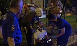Devrilen minibüsten burunları bile kanamadan çıktılar