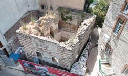 Fatih’te Asırlık Mektep yeniden hayat buldu