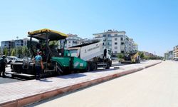 Karatay'da yol ve asfalt seferberliği sürüyor