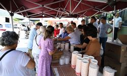 Kemer Belediyesi’nden aşure ikramı