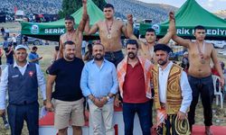 Manavgat Belediyesi Güreş Kulübü sporcuları Sarıidris Güreşleri’nden derecelerle döndü