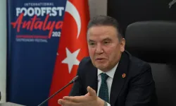 CHP’den Karaalioğlu Parkı’nda ikinci miting çağrısı! Antalya Başkan Böcek için tek yürek olacak