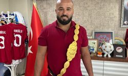 Kırkpınar Başpehlivanı Orhan Okulu’dan üçüncü altın kemer vurgusu