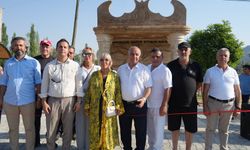 Safiye Soyman oğlunun adına yaptırdığı hayratı gözyaşı dökerek açtı