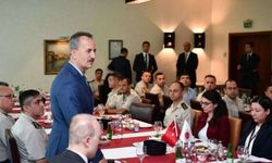 "Şirketlerimiz ilk 6 buçuk ayda 6 milyar dolarlık yeni sözleşme imzaladı"