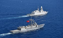 TCG Gelibolu'dan NATO tatbikatında dikkat çeken gövde gösterisi