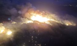 3 gündür devam eden yangının şiddeti havadan görüntülendi