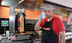 Döner ustalarının Antalya sıcağı ile imtihanı