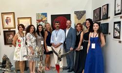 Alanya’dan Antalya’ya renkli sanat buluşması… 32 farklı eser fuarda yer aldı