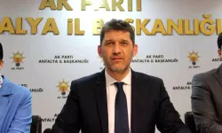AKP Antalya İl Başkanı Çetin Sanayi Kavşağı Üstgeçidi'nden konuştu: “Baklava kutularıyla değil, hizmetlerimizle anılıyoruz”
