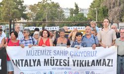Antalya Müzesi'nde tangolu protesto... Yıkım kararına tepkiler çığ gibi büyüyor