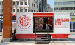Antalyaspor’un Store mobil karavanı yenilendi