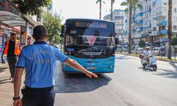 Antalya Büyükşehir Belediyesi ulaşımı incelemeye aldı