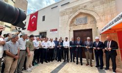 Tarihi Melik Tahir Camii tamamlanan restorasyon çalışmalarının ardından yeniden ibadete açıldı