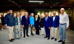 ‘Gölgesiz İzler’ sergisi sanatseverlerin beğenisine sunuldu