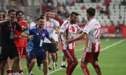 38’lik atom karınca mesaiye başladı! Antalya Güray Vural’ı konuşuyor