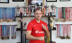 İtalya’ya gidecek milli takıma Antalya damgası! Antrenörü ve sporcusu Antalya’dan
