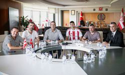 Antalyaspor’a Arjantinli stoper! Tecrübeli futbolcu resmi imzayı attı
