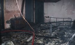 Müstakil ev yangında kullanılamaz hale geldi