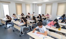 Mersin’de bin 554 öğrenci ücretsiz kurslarla üniversiteli oldu