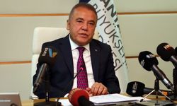 Muhittin Böcek'ten dayanışma mesajı... "Sizlerin kararlılığı sayesinde güçlüyüm!"