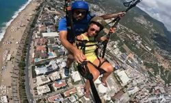 Trafik kazası yamaç paraşütü kamerasında
