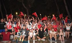 12 dev adam için Konyaaltı’nda tek yürek oldular