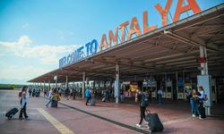 Ruslar, Almanlar ve İngilizler Antalya’ya akın etti