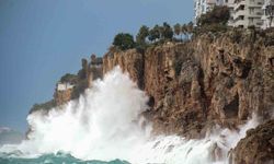 Antalya Valiliği'nden kritik uyarı! Antalya'da fırtına alarmı verildi