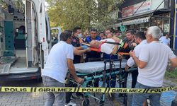 Antalya'da eşiyle birlikte yürüdüğü kaldırımda saldırıya uğradı