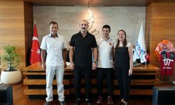 Başkan Kotan’dan milli yüzücüye destek