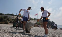 Antalya Büyükşehir Belediyesi’nden Uluslararası Kıyı Temizleme Günü’ne destek