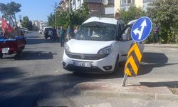 Ehliyetsiz sürücüyü korumak için yalan söyledi, karakola götürüldü
