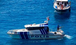Falezlerden düşen kadın için dalgıçlar su altında arama çalışması yaptı