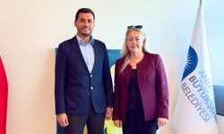 Gözde Arat kimdir? Gözde Arat nereli, kaç yaşında, evlimi, ne iş yapıyor?
