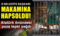 O belediye başkanı makamına hapsoldu! Atatürk önündeki poza tepki yağdı