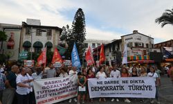 CHP İstanbul’da yaşanan kayyım krizi Antalya meydanlarına sıçradı