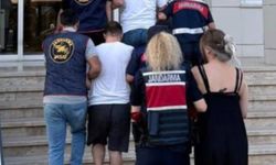 Polisin ‘dur’ ihtarına uymayan otomobildeki 3 şüpheli yakalandı